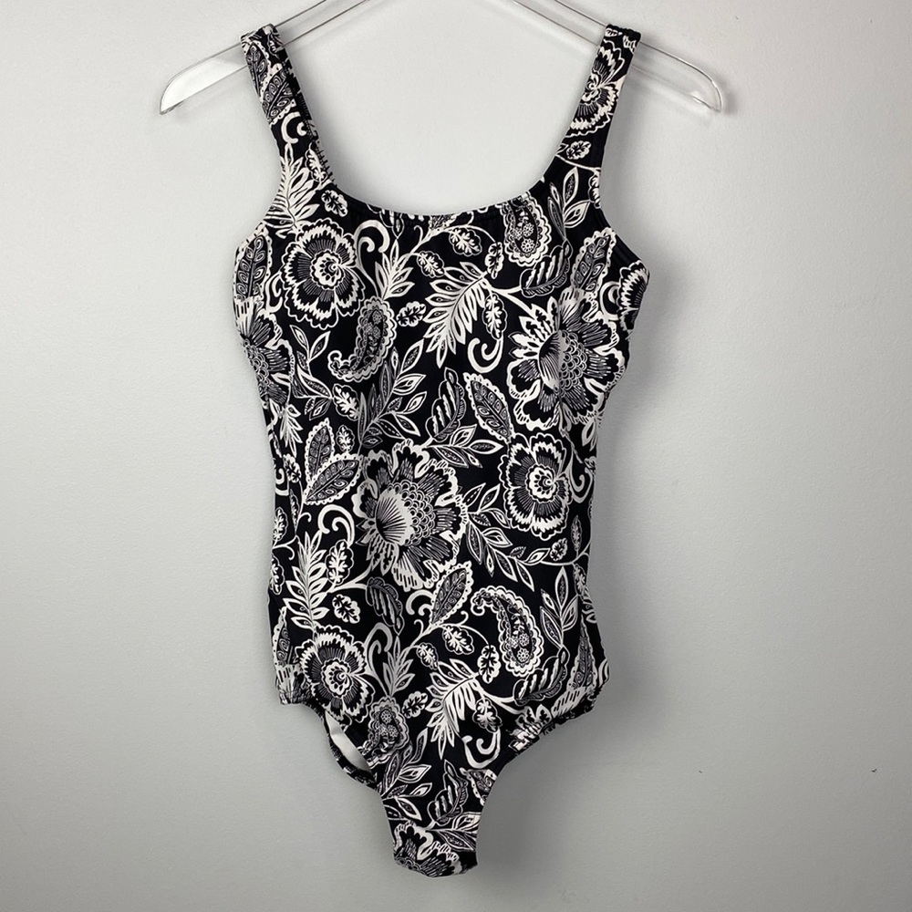 Lands’ End One-Piece Swimsuit Sz 10